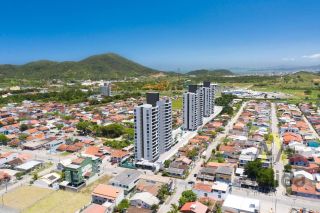 Apartamento Para Vender com 3 quartos 1 suítes no bairro Praia de Armação em Penha