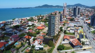 Apartamento Para Vender com 2 quartos 2 suítes no bairro Centro em Penha