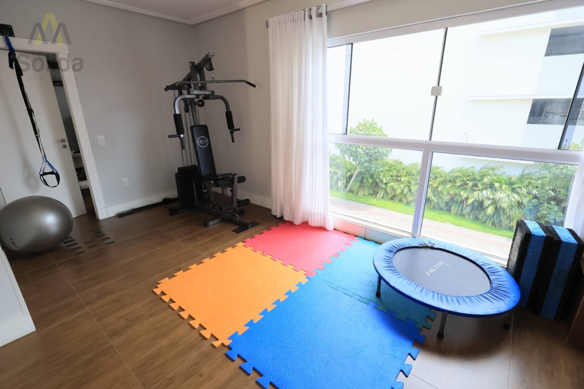 Casa Para Vender com 4 quartos 2 suítes no bairro Centro em Penha