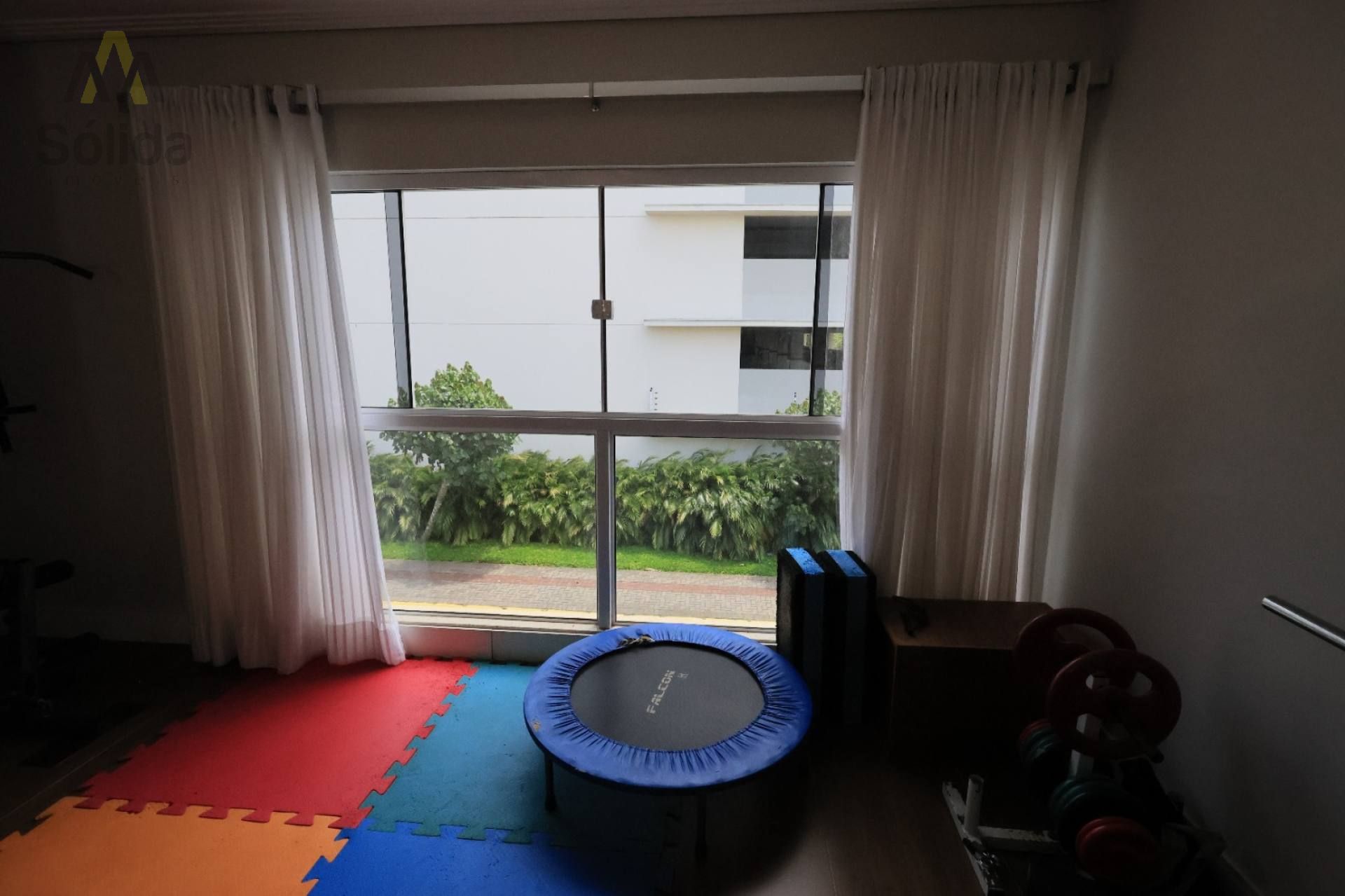 Casa Para Vender com 4 quartos 2 suítes no bairro Centro em Penha