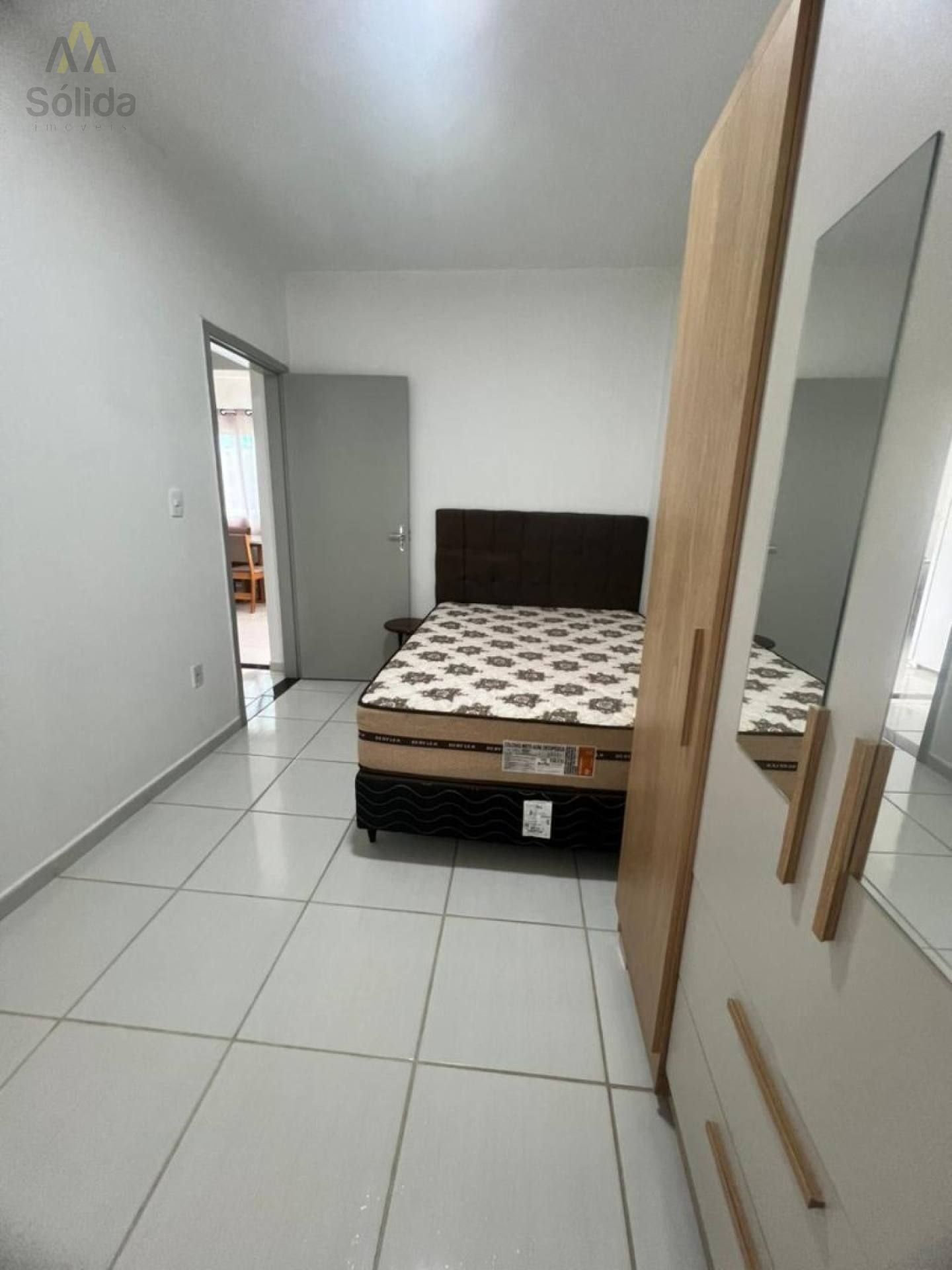 Oportunidade! Apto 2 quartos Centro de Penha.