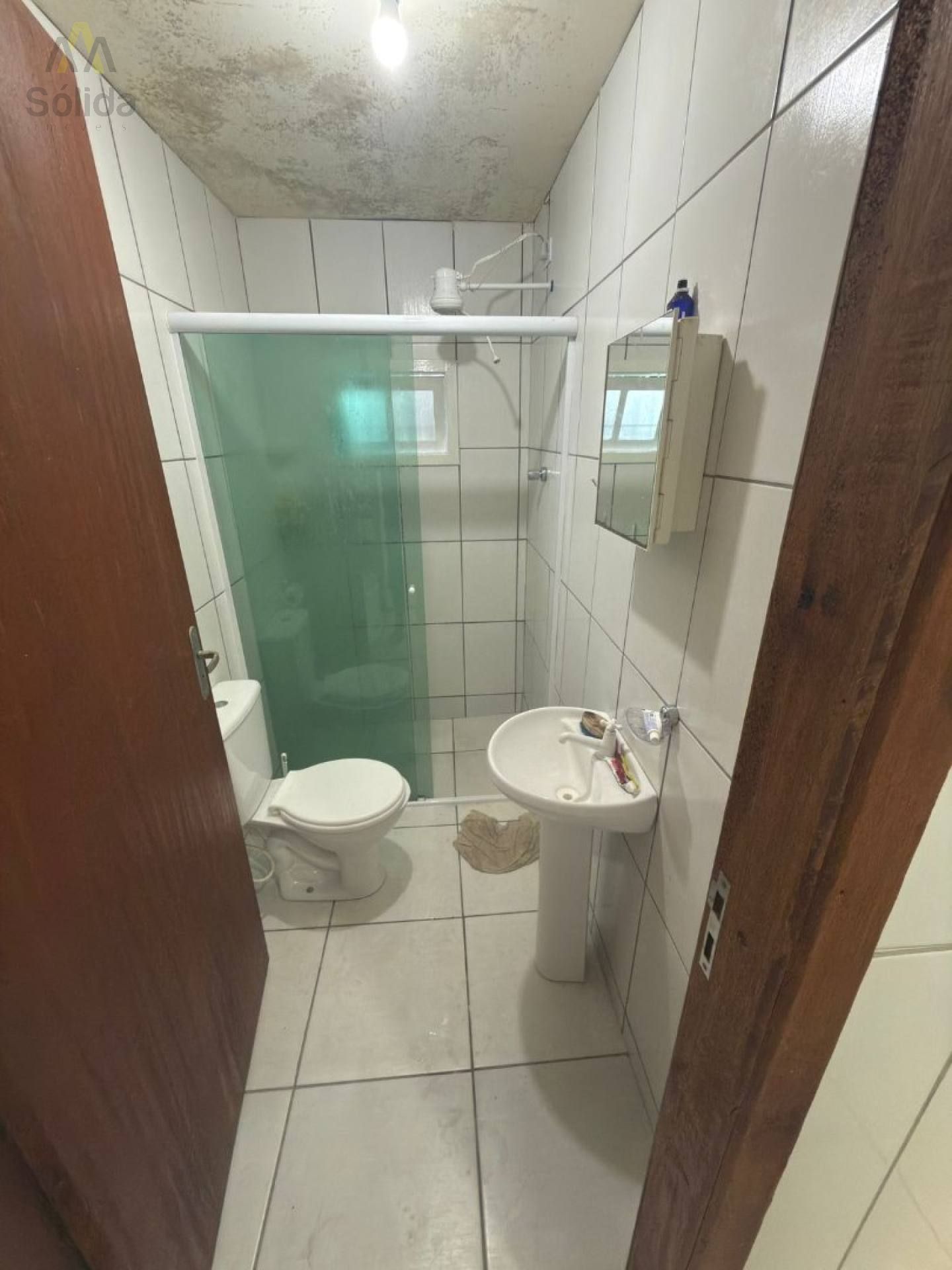 Casa à Venda em Penha – 250m da Praia do Trapiche, Excelente Localização