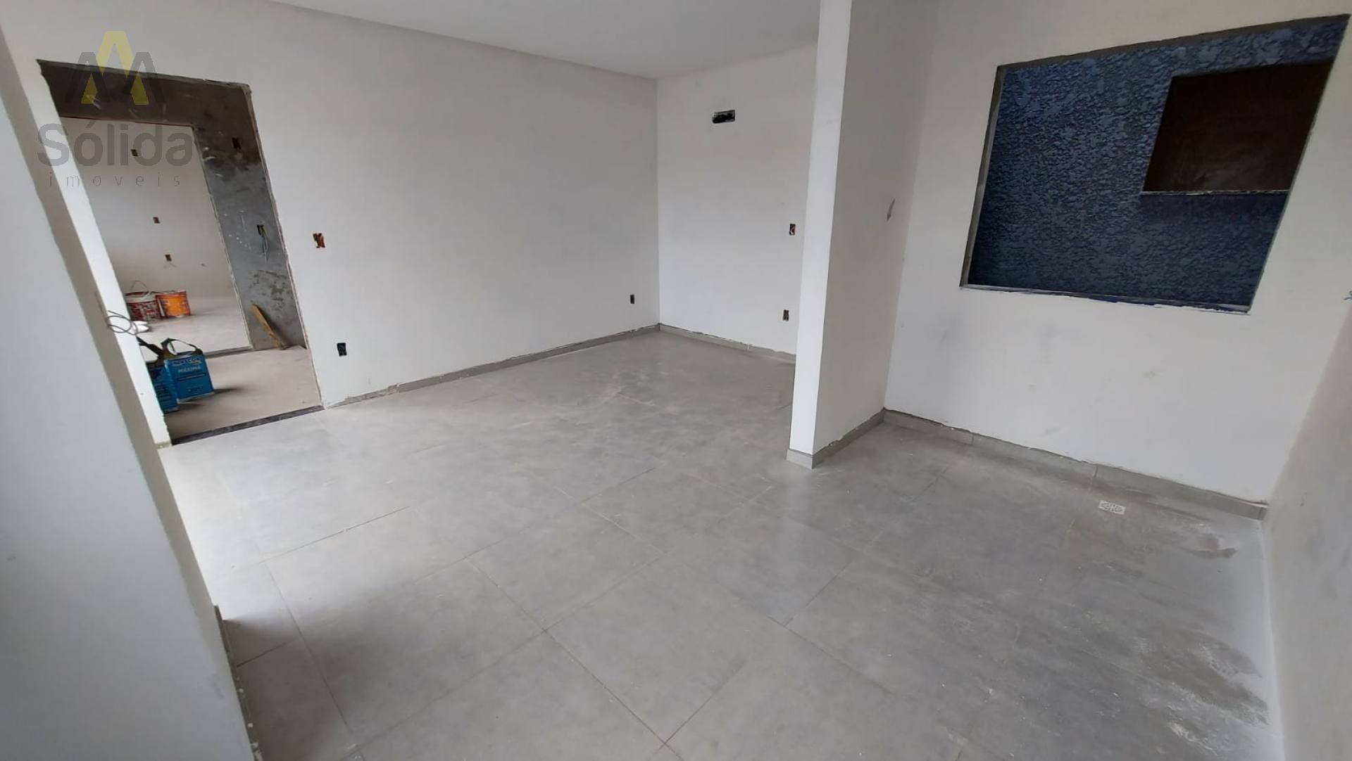 Residencial Vitor V - Apto com suíte e churrasqueira.