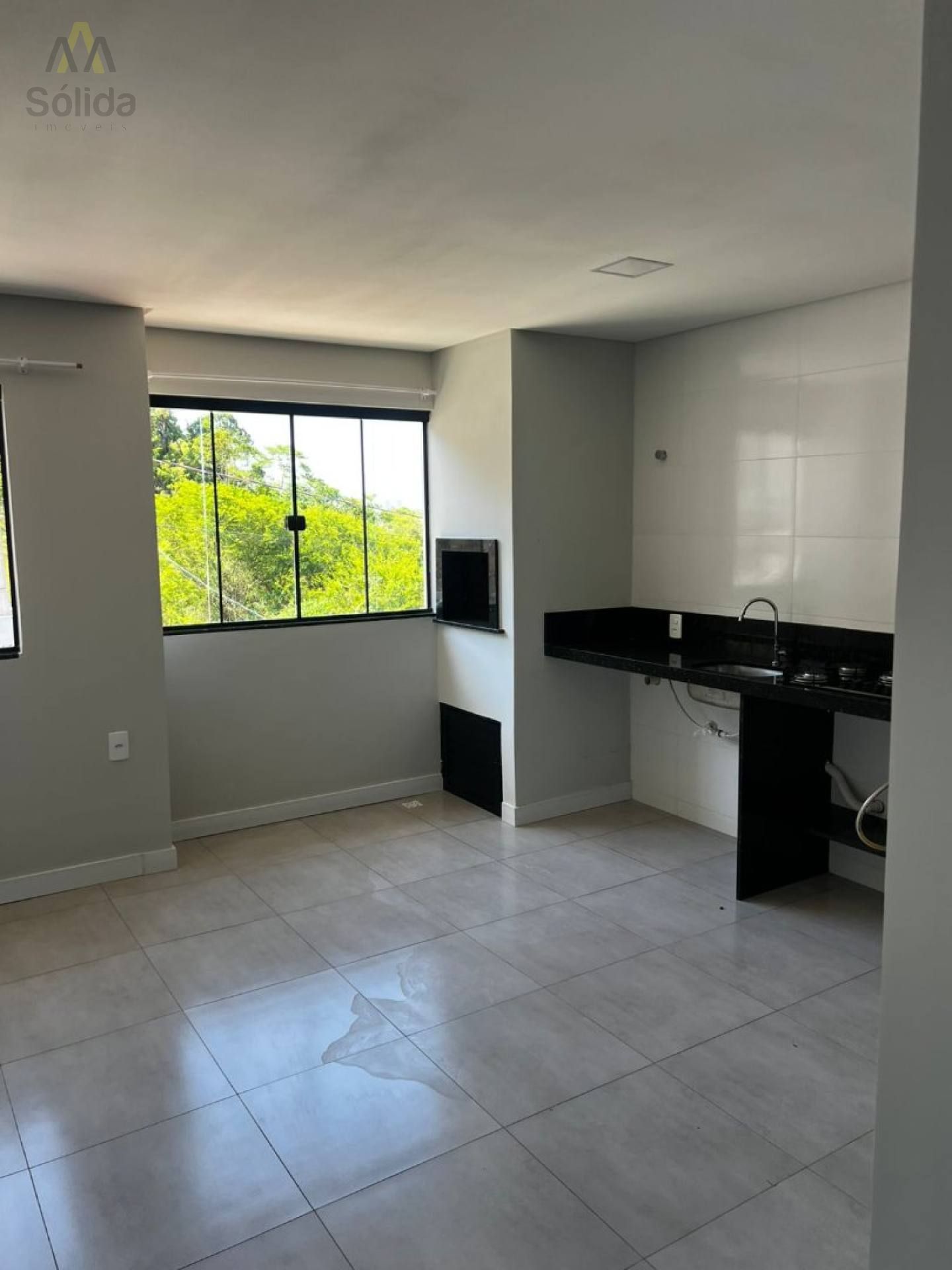 Apartamento com Suíte e Sacada com Churrasqueira - Residencial Dona Maria I.