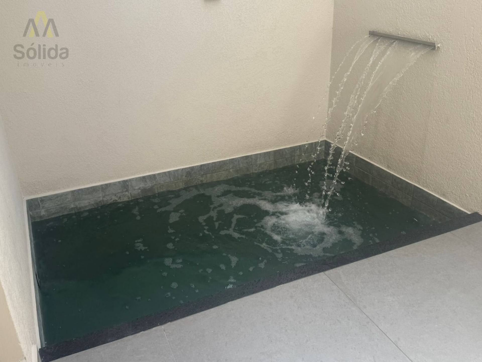 Oportunidade! Sobrado com Piscina 1 Suíte + 2 Dormitórios