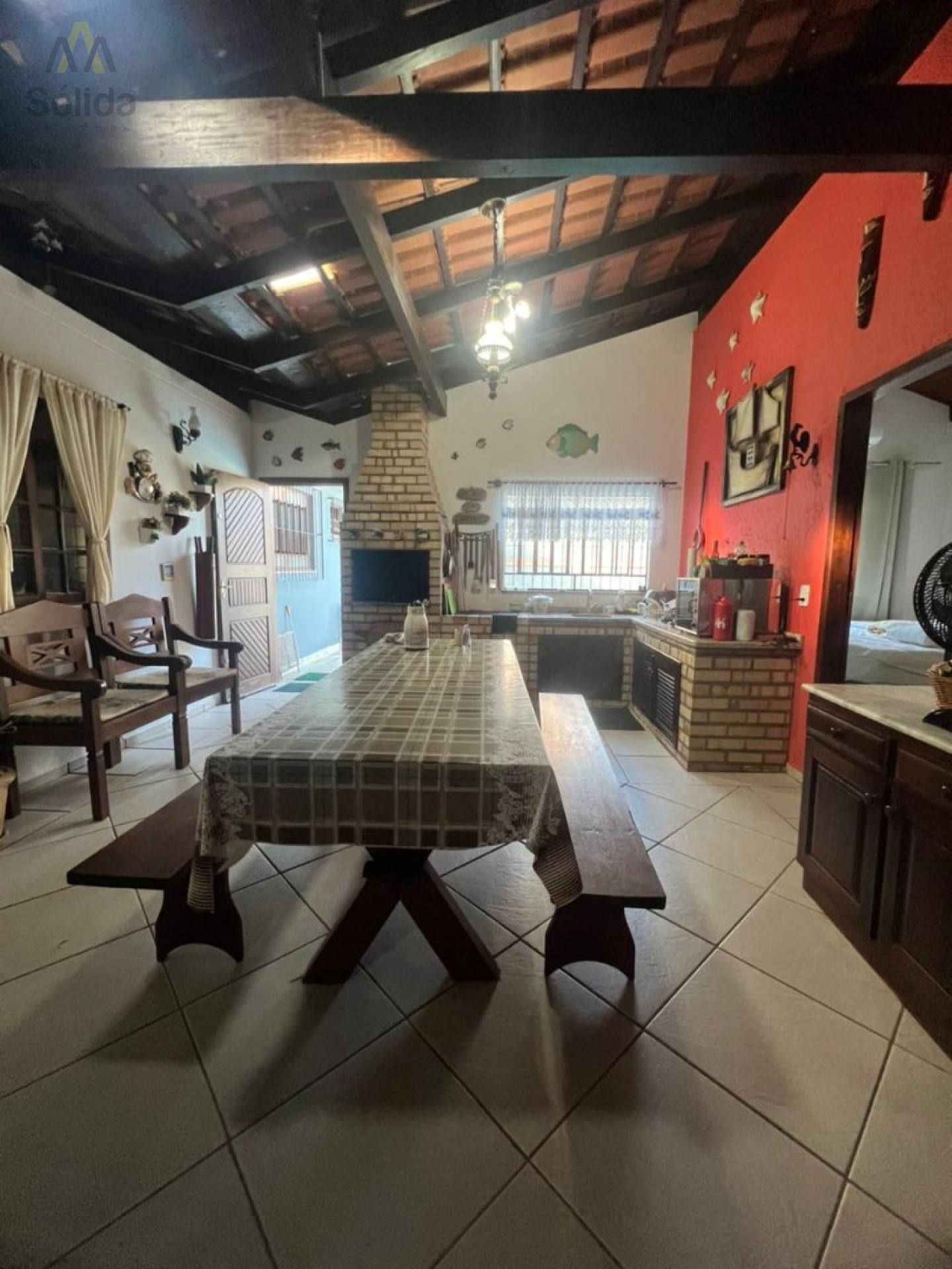 Casa Mobiliada a poucos metros do Mar - Praia da Quilombo Penha/SC.