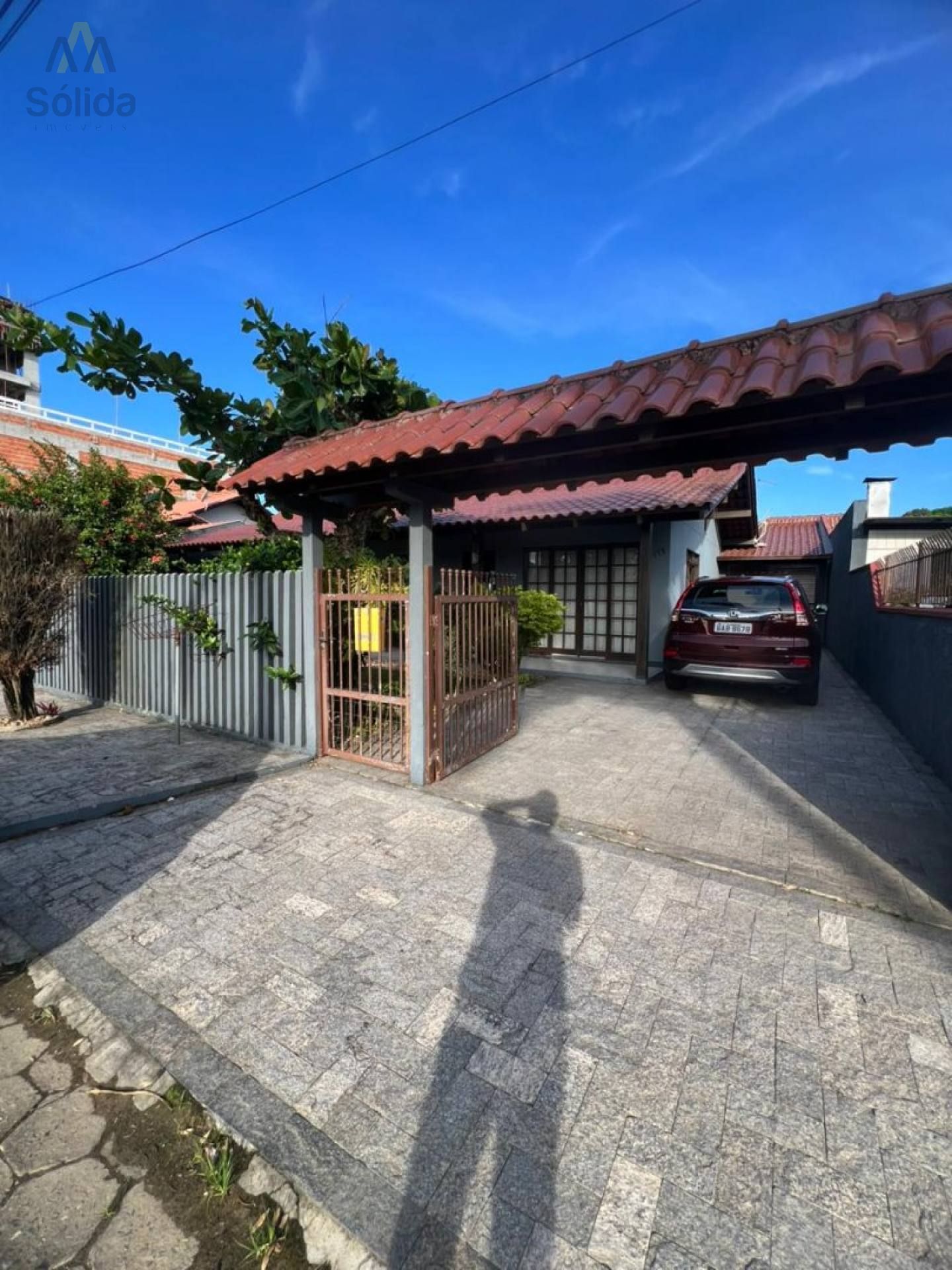 Casa Mobiliada a poucos metros do Mar - Praia da Quilombo Penha/SC.