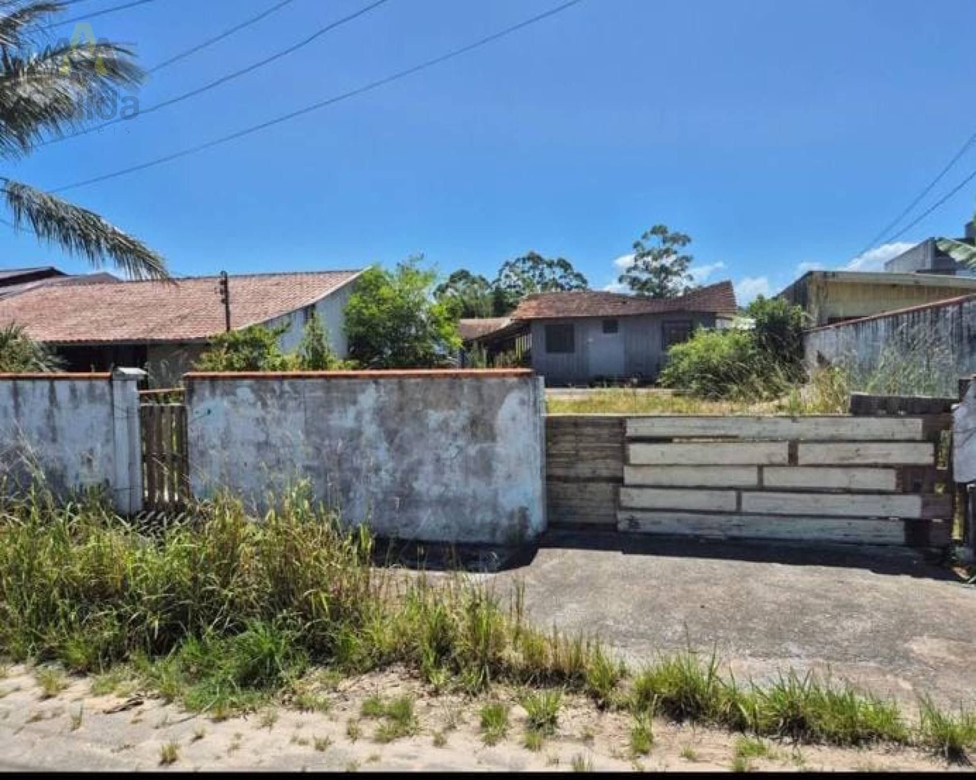 TERRENO EM PENHA – PRONTO PARA CONSTRUIR!