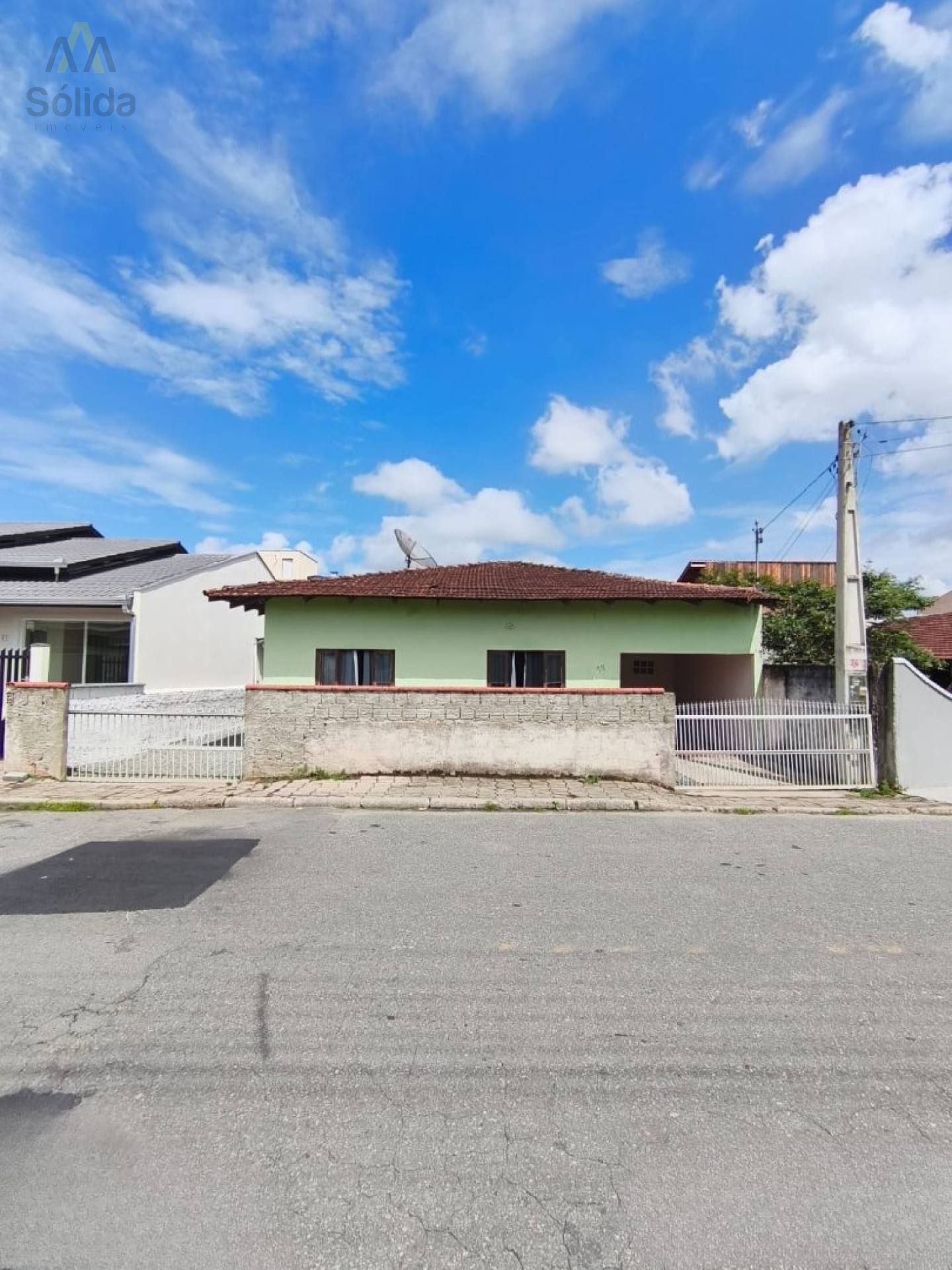 Terreno com Duas Casas – Ideal para Renda ou Moradia em Santo Antônio