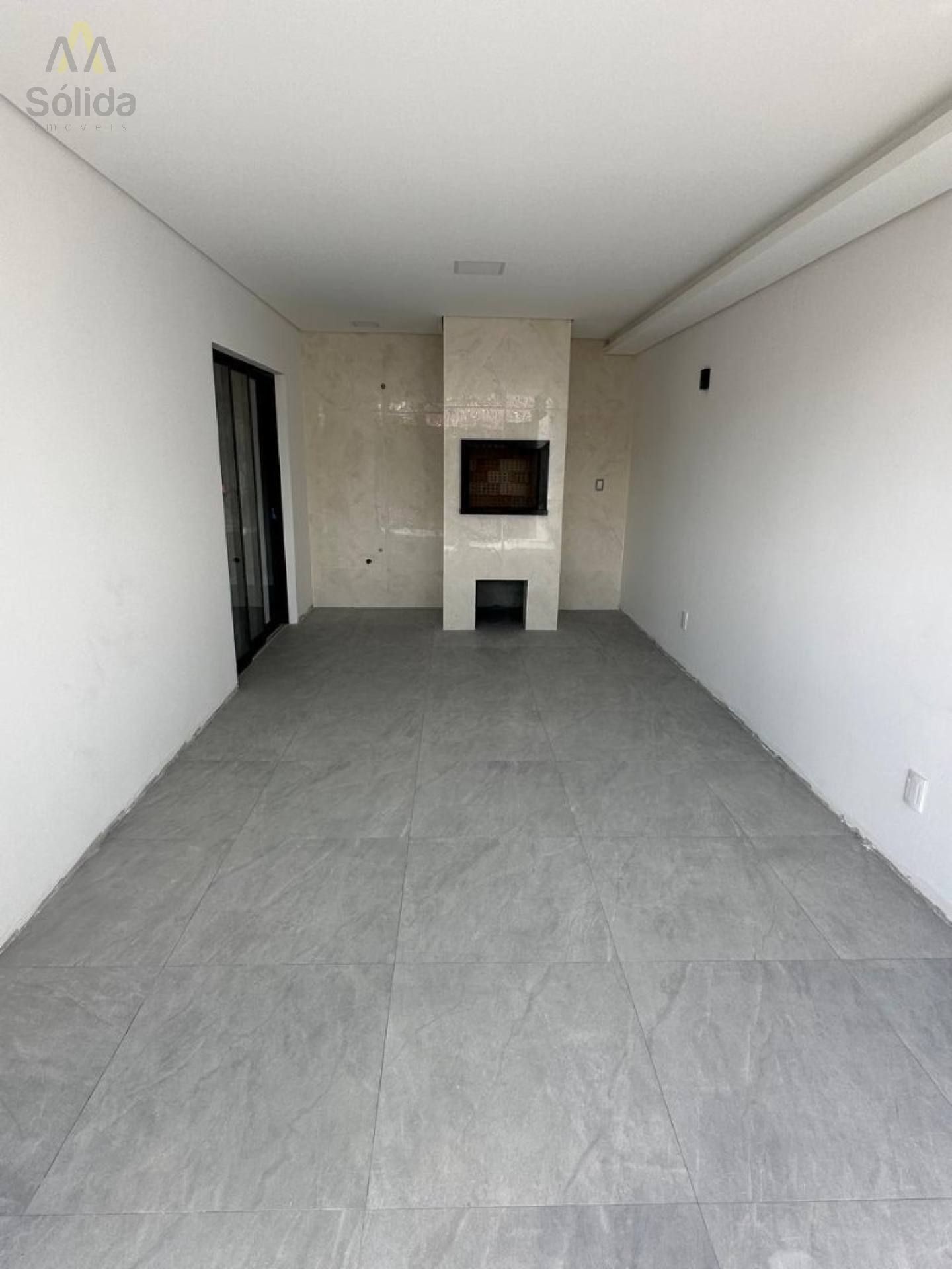 Sobrado a 400m da Praia e Proximo ao Beto Carrero World