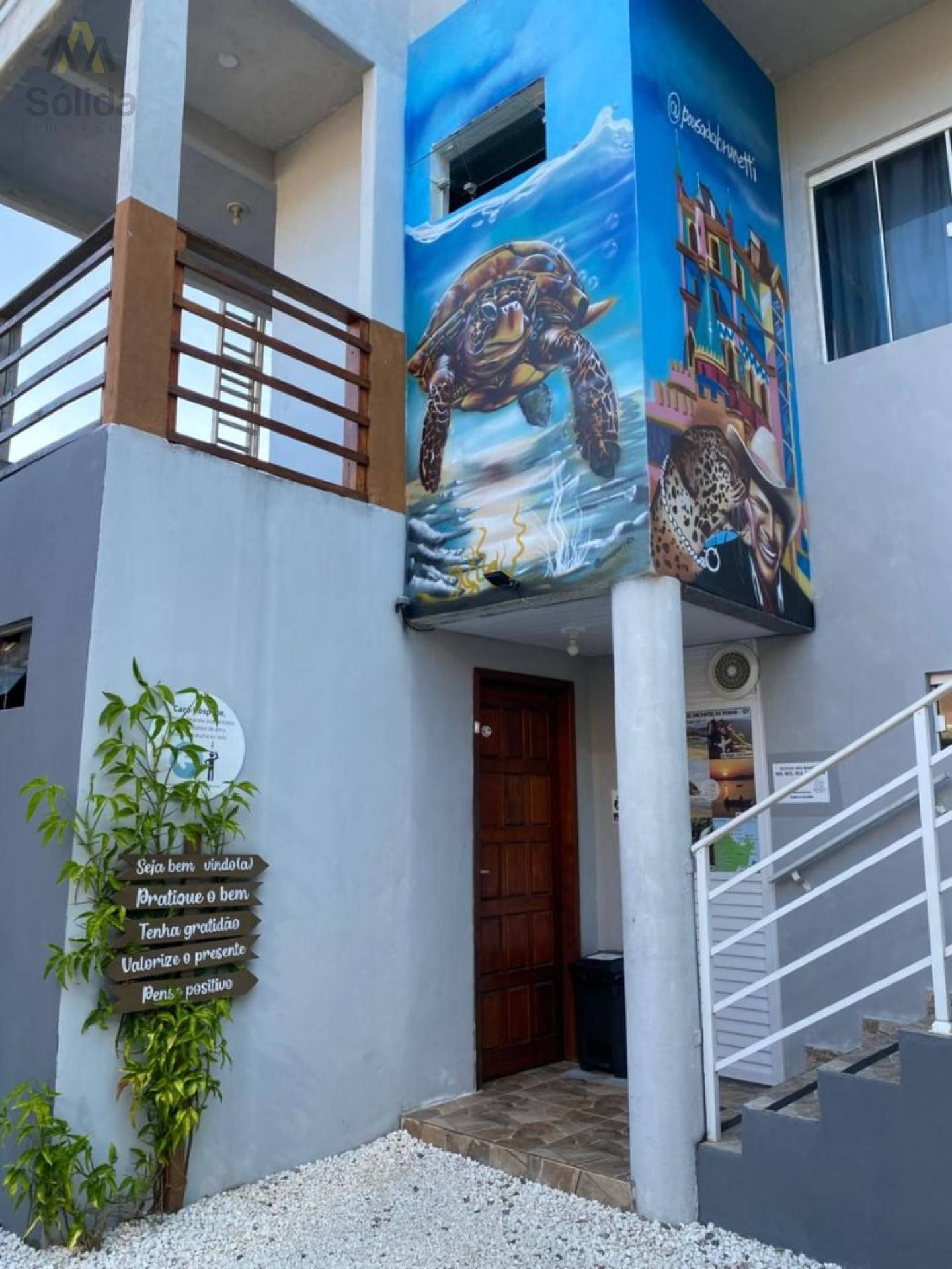 Pousada em frente ao Beto Carrero, com 2 salas comerciais