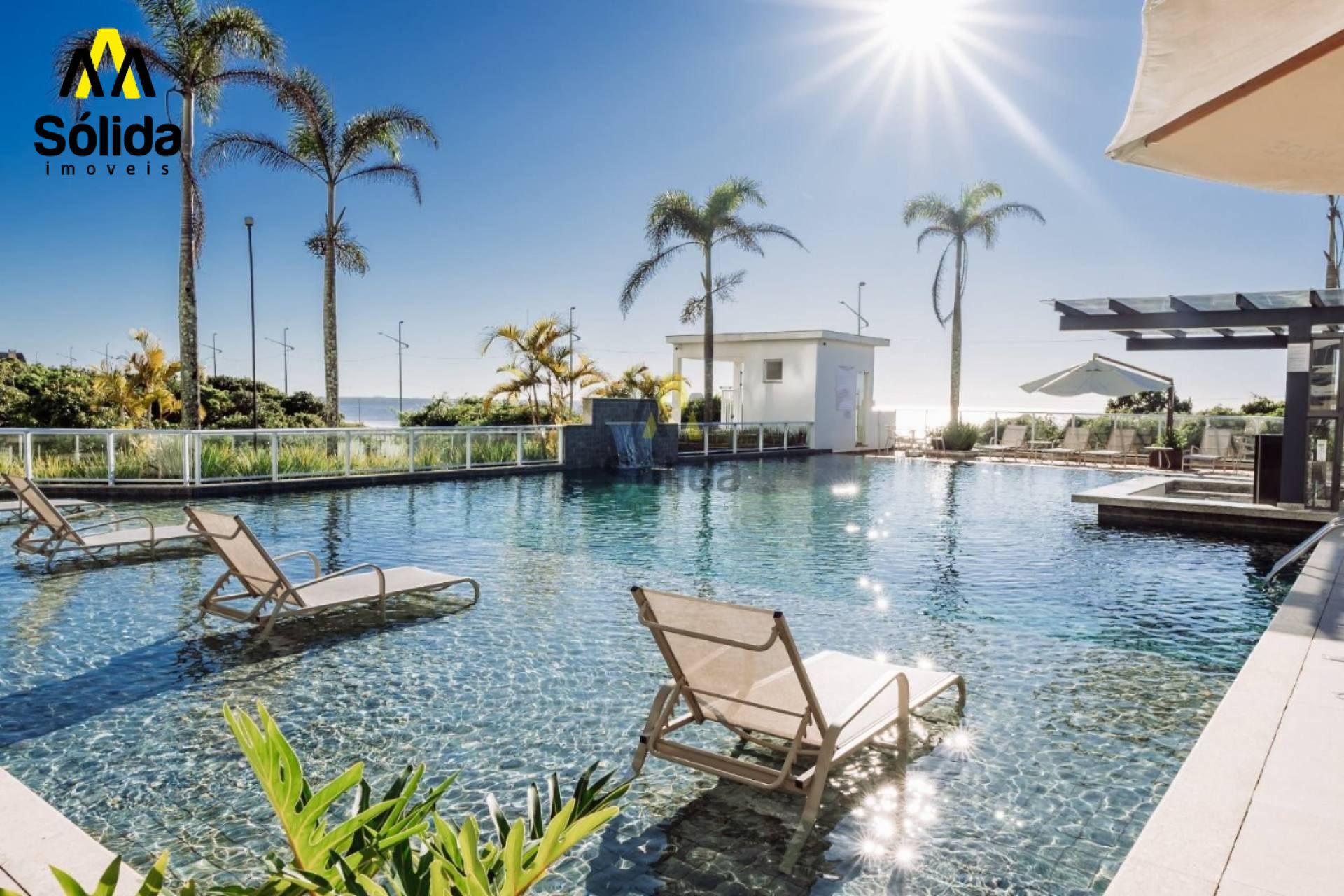 Oportunidade! Apartamento semimobiliado em condomínio completo frente mar. Residencial Al Mare.