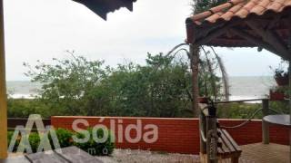 Casa Pé na Areia com 4 quartos sendo 1 suíte no Itacolomi em Balneário Piçarras