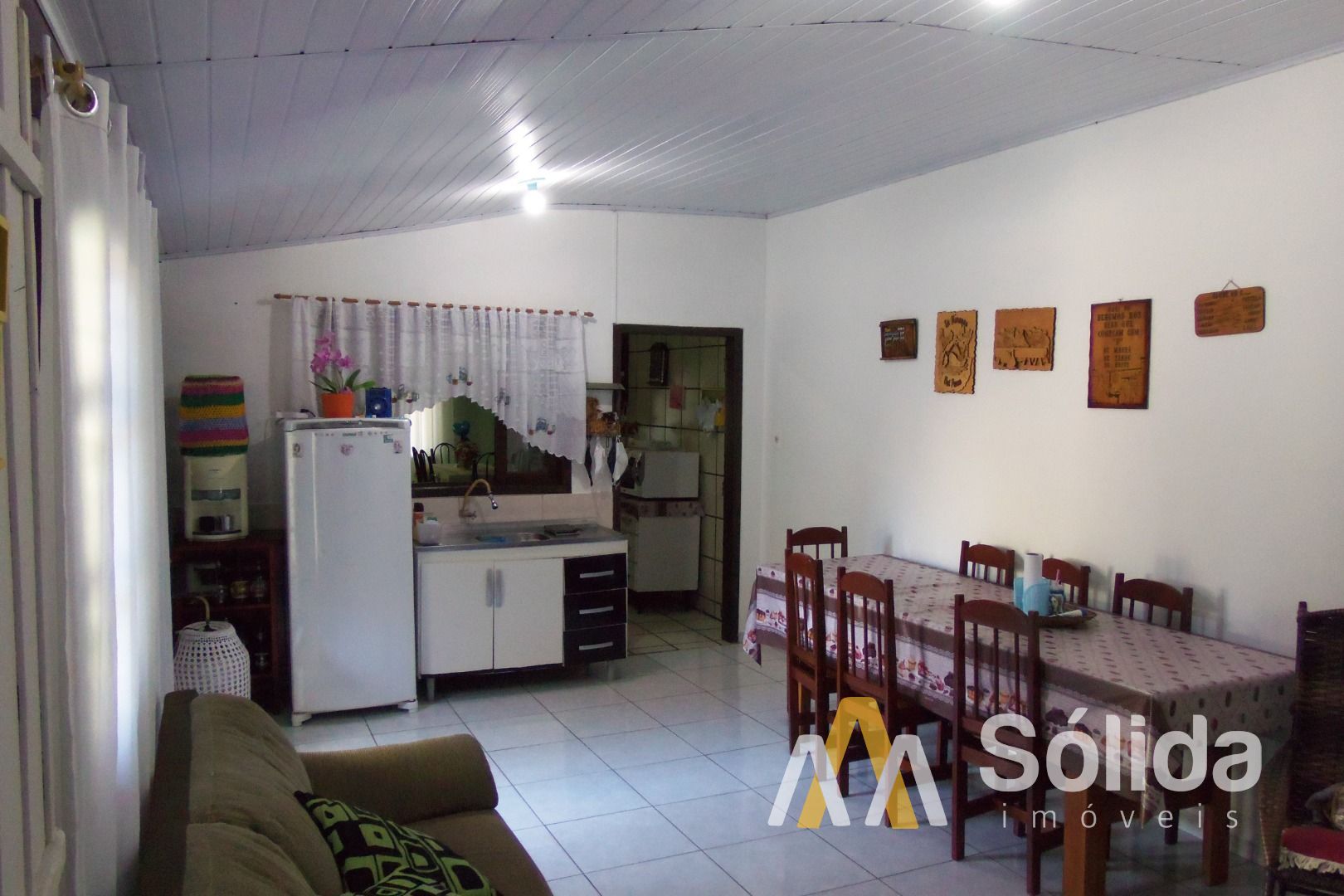 Sobrado com 5 quartos, sendo 1 Suíte no Bairro Centro em Penha