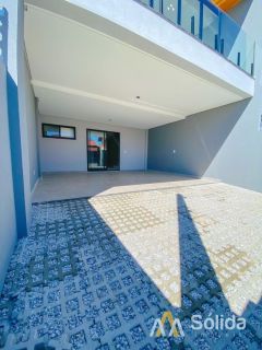 Sobrado Para Vender com 3 quartos no bairro Itacolomi em Balneário Piçarras
