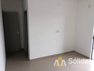 Sobrado à venda, 2 suítes em Balneário Piçarras/SC