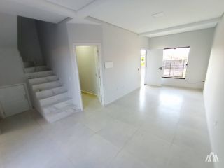 Sobrado Para Vender com 2 quartos e 1 Suíte no bairro Quinta dos Açorianos em Barra Velha