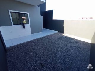 Sobrado Para Vender com 2 quartos e 1 Suíte no bairro Quinta dos Açorianos em Barra Velha