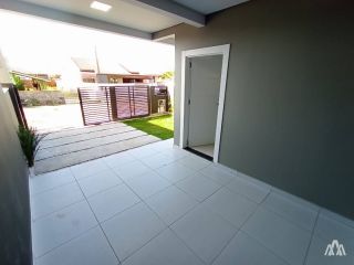Sobrado Para Vender com 2 quartos e 1 Suíte no bairro Quinta dos Açorianos em Barra Velha