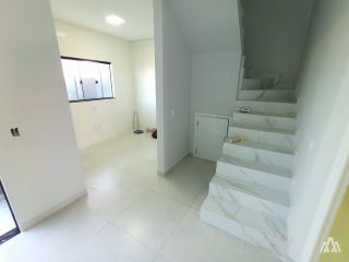 Sobrado Para Vender com 2 quartos e 1 Suíte no bairro Quinta dos Açorianos em Barra Velha