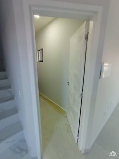 Sobrado Para Vender com 2 quartos e 1 Suíte no bairro Quinta dos Açorianos em Barra Velha