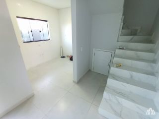 Sobrado Para Vender com 2 quartos e 1 Suíte no bairro Quinta dos Açorianos em Barra Velha