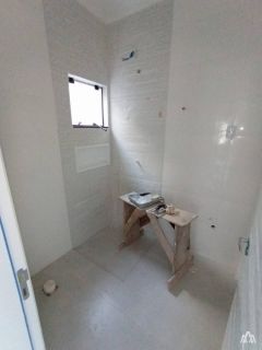 Sobrado Para Vender com 2 quartos e 1 Suíte no bairro Quinta dos Açorianos em Barra Velha
