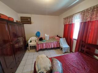 Casa Para Vender com 3 quartos no bairro Centro em Penha