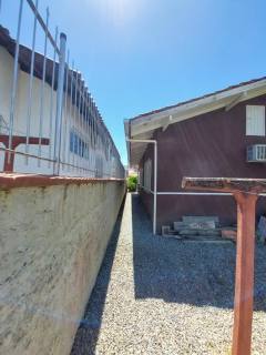 Casa Para Vender com 3 quartos no bairro Centro em Penha
