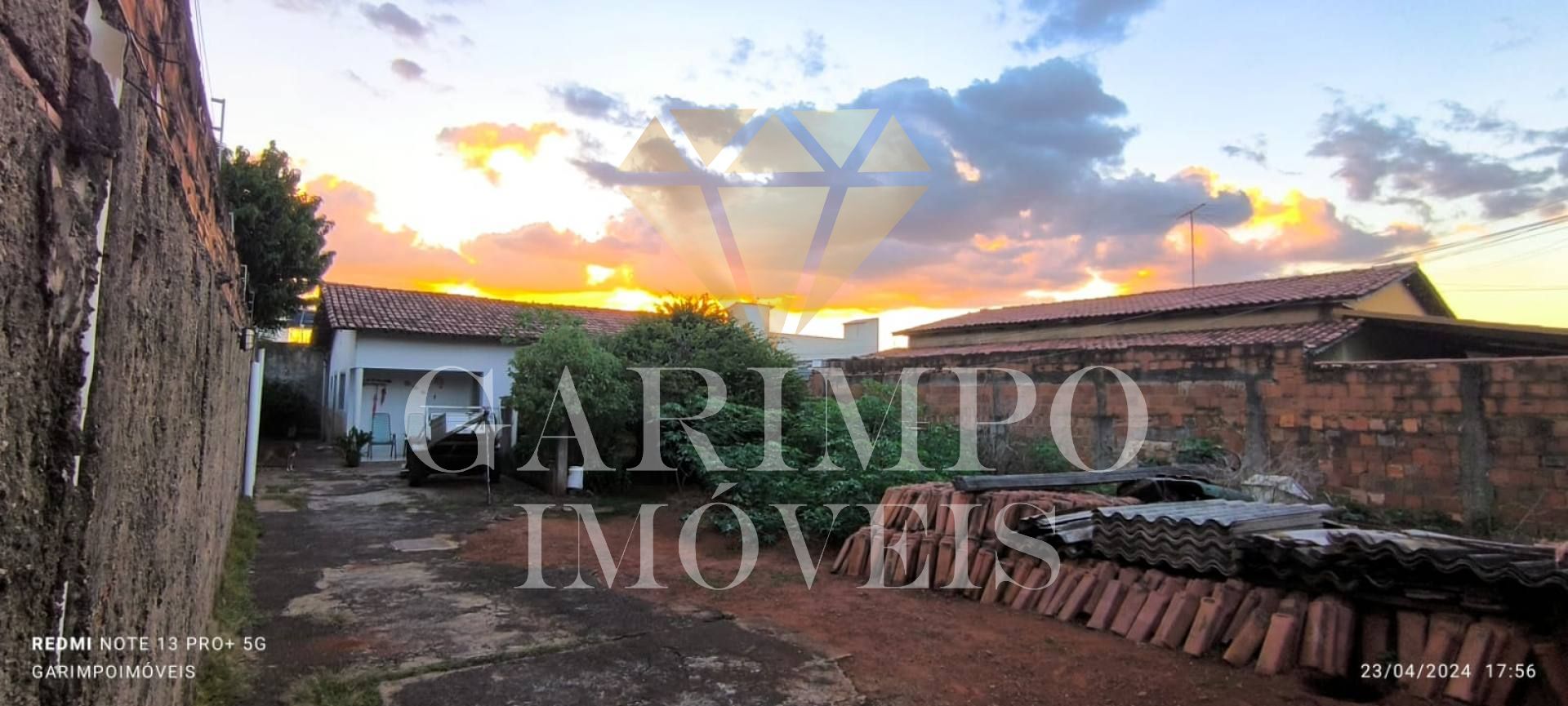 Casa a Venda com 3 quartos Proximo ao Paço Municipal e Assembleia no Jardim Brasil em Goiânia