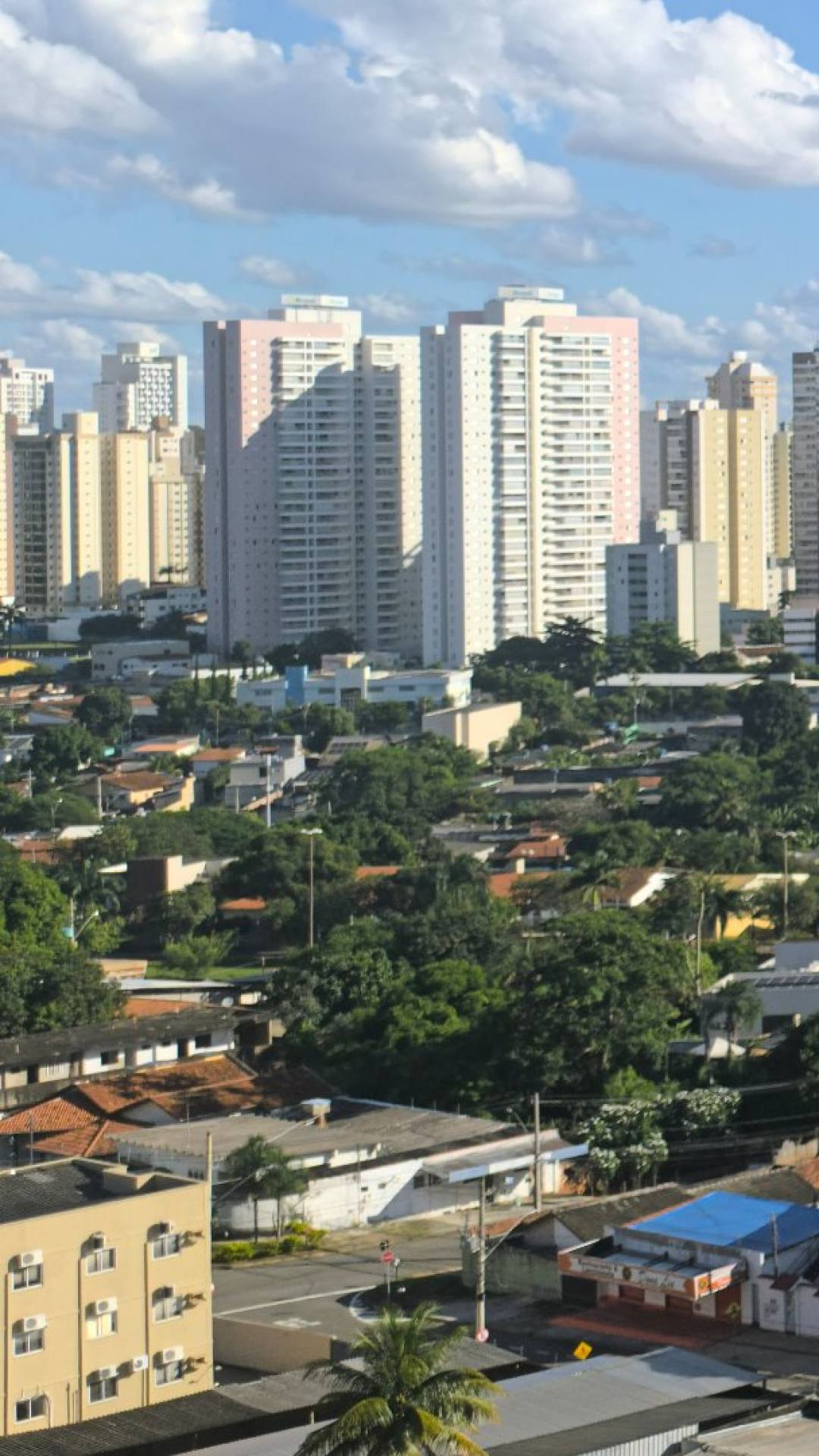 Apartamento a Venda com 04 quartos 02 suítes com Lazer Completo ao Lado da PUC no Jardim Goiás em Goiânia