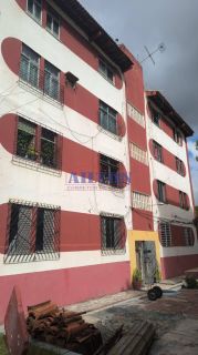 Apartamento na Av. canal 4 Térreo