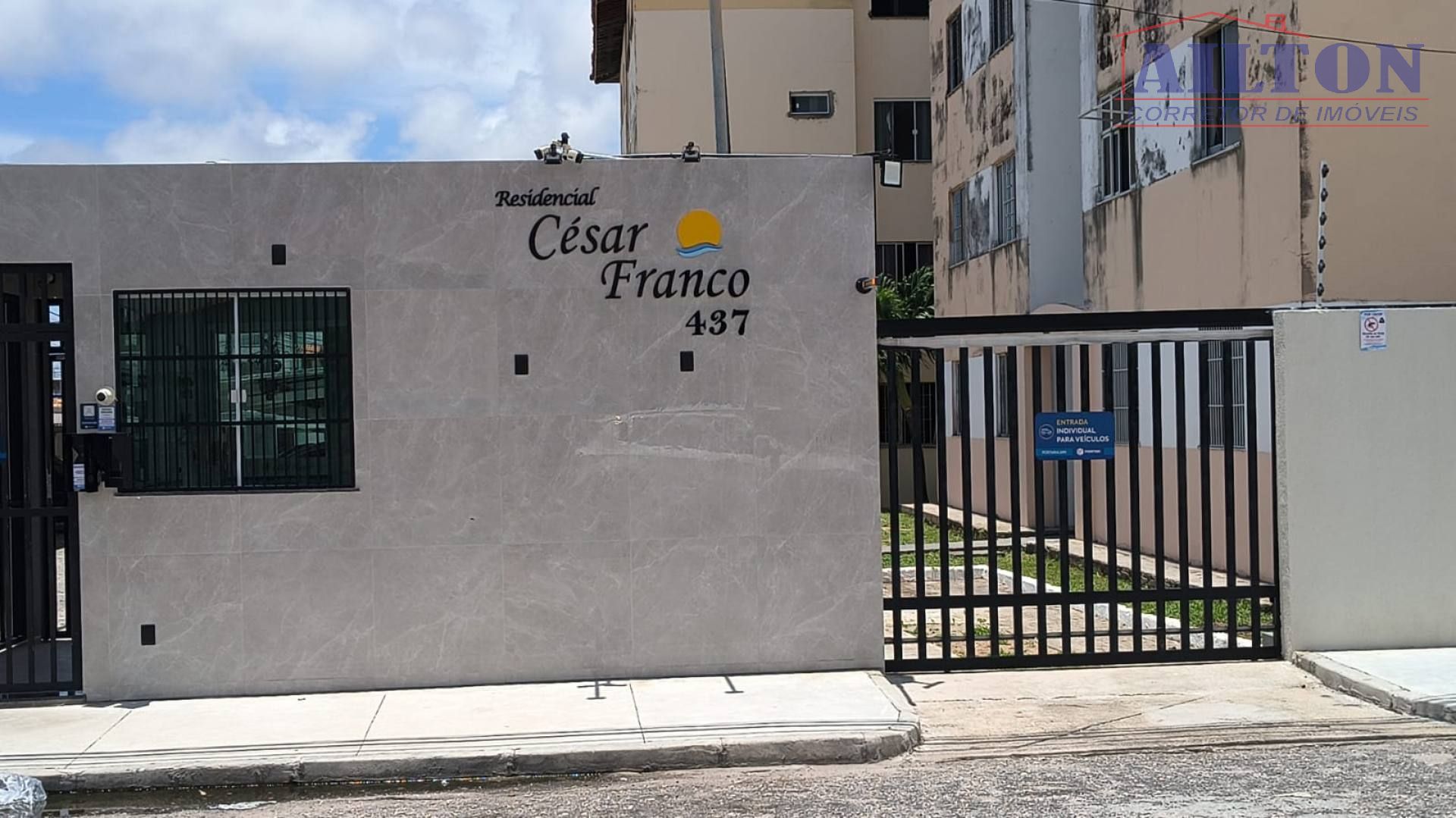 Apartamento Para Alugar com 2 quartos no Residencial César Franco