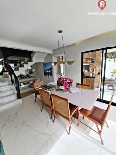VILA ZOE 