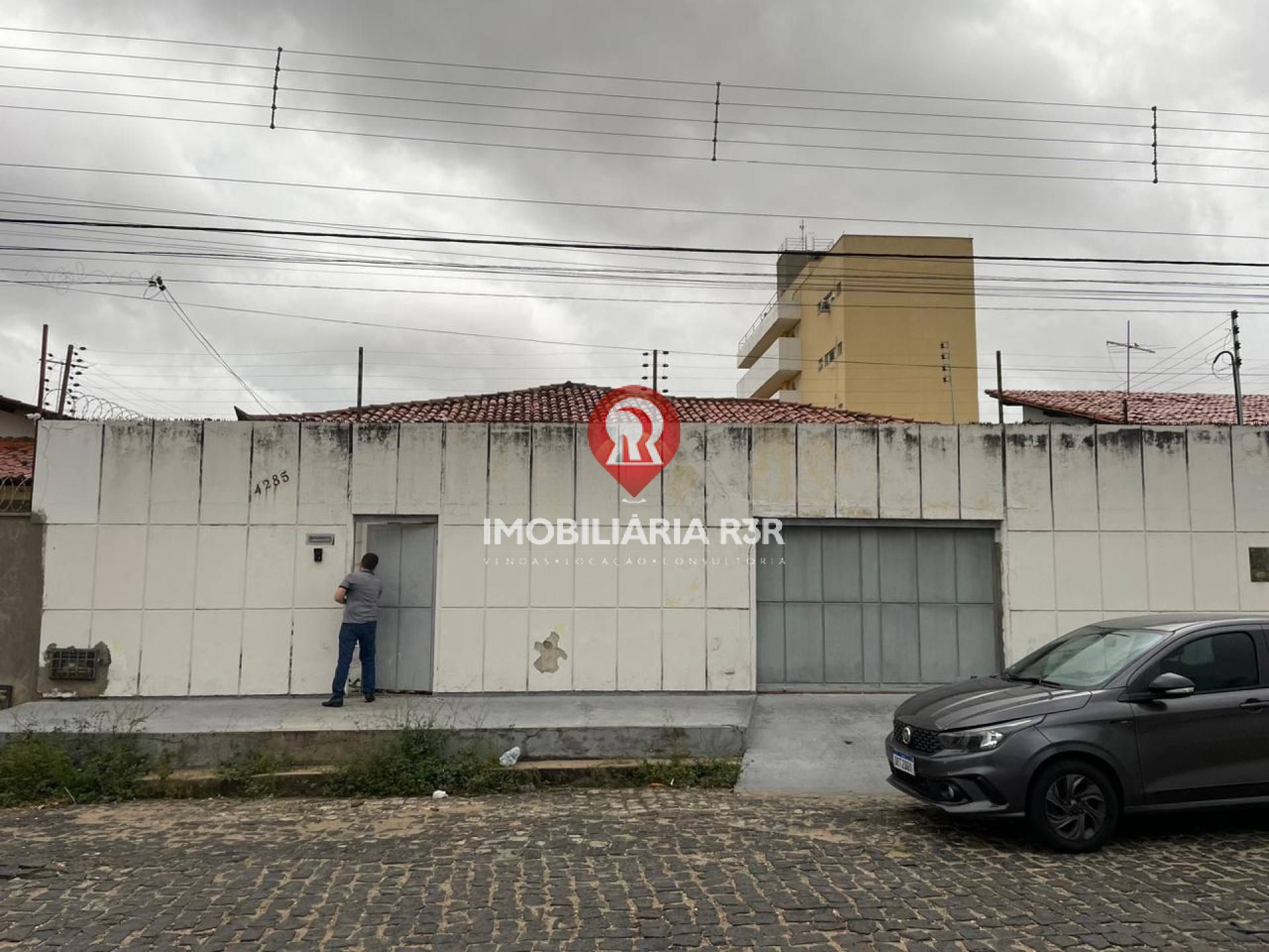 CASA - BAIRRO SANTA ISABEL, ZONA LESTE