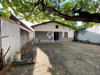CASA - BAIRRO FÁTIMA, ZONA LESTE