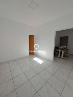 CASA - BAIRRO PARQUE PIAUI, ZONA SUL