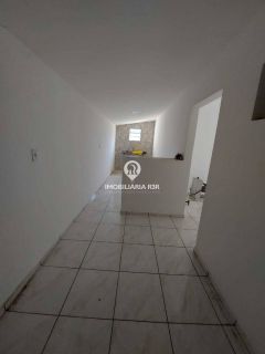 CASA - BAIRRO PARQUE PIAUI, ZONA SUL