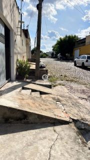 CASA - BAIRRO CRISTO REI, ZONA SUL
