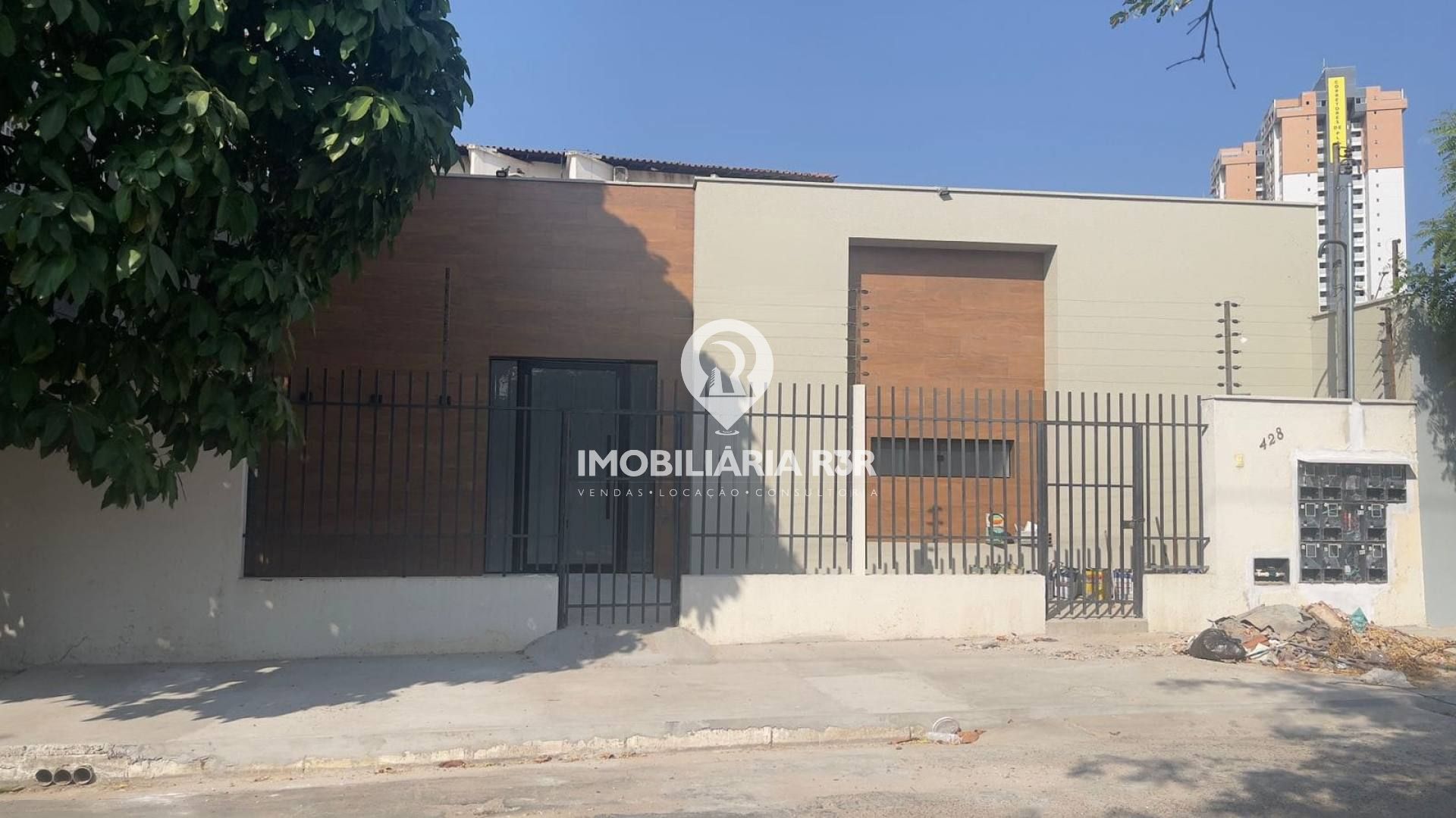 PRÉDIO COMERCIAL - BAIRRO SÃO CRISTÓVÃO, ZONA LESTE