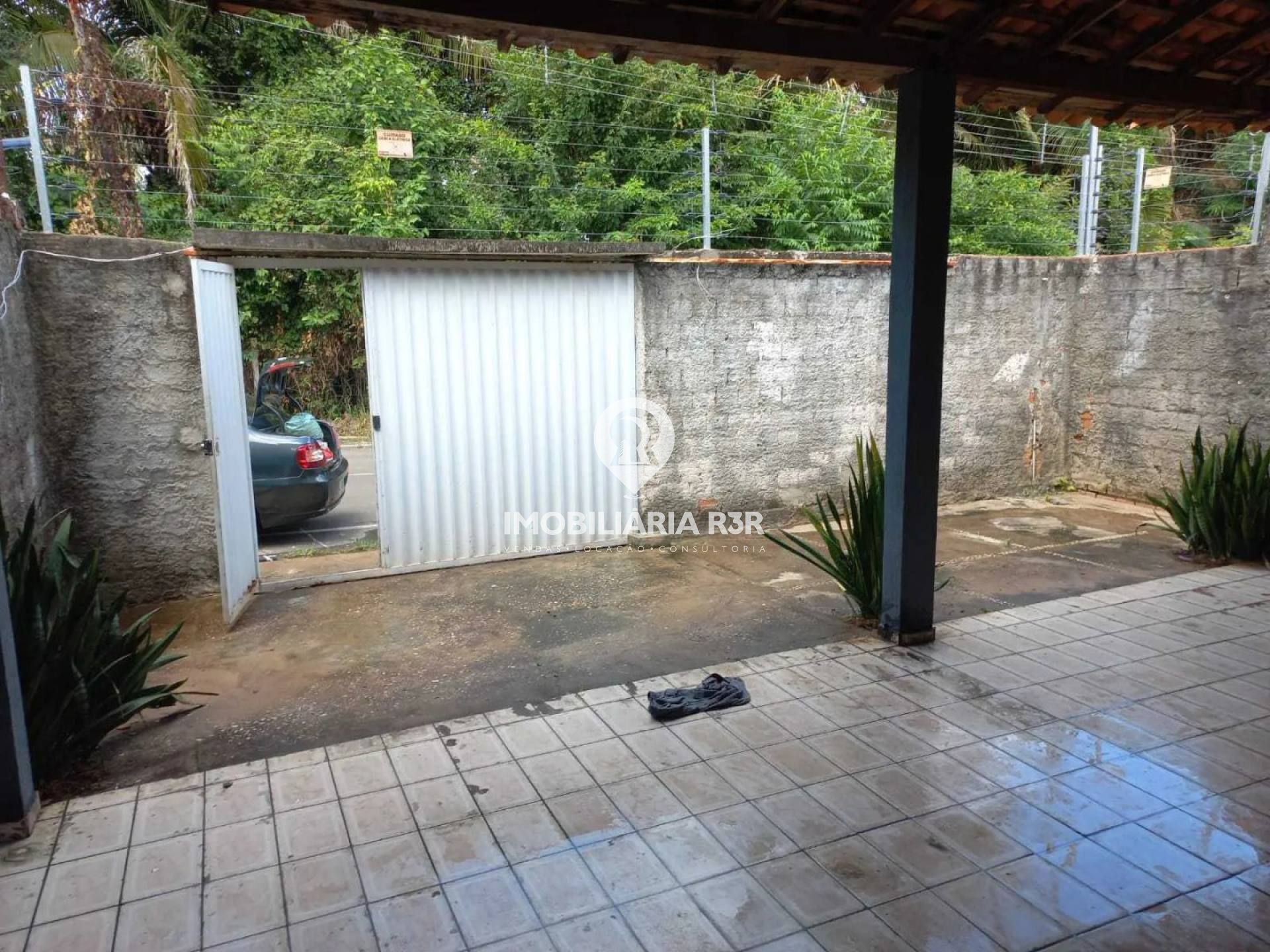 CASA - BAIRRO TODOS OS SANTOS, ZONA SUDESTE