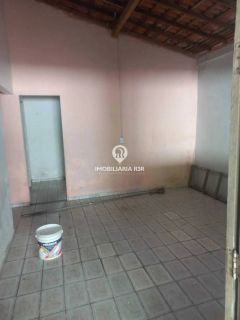 CASA - BAIRRO TODOS OS SANTOS, ZONA SUDESTE
