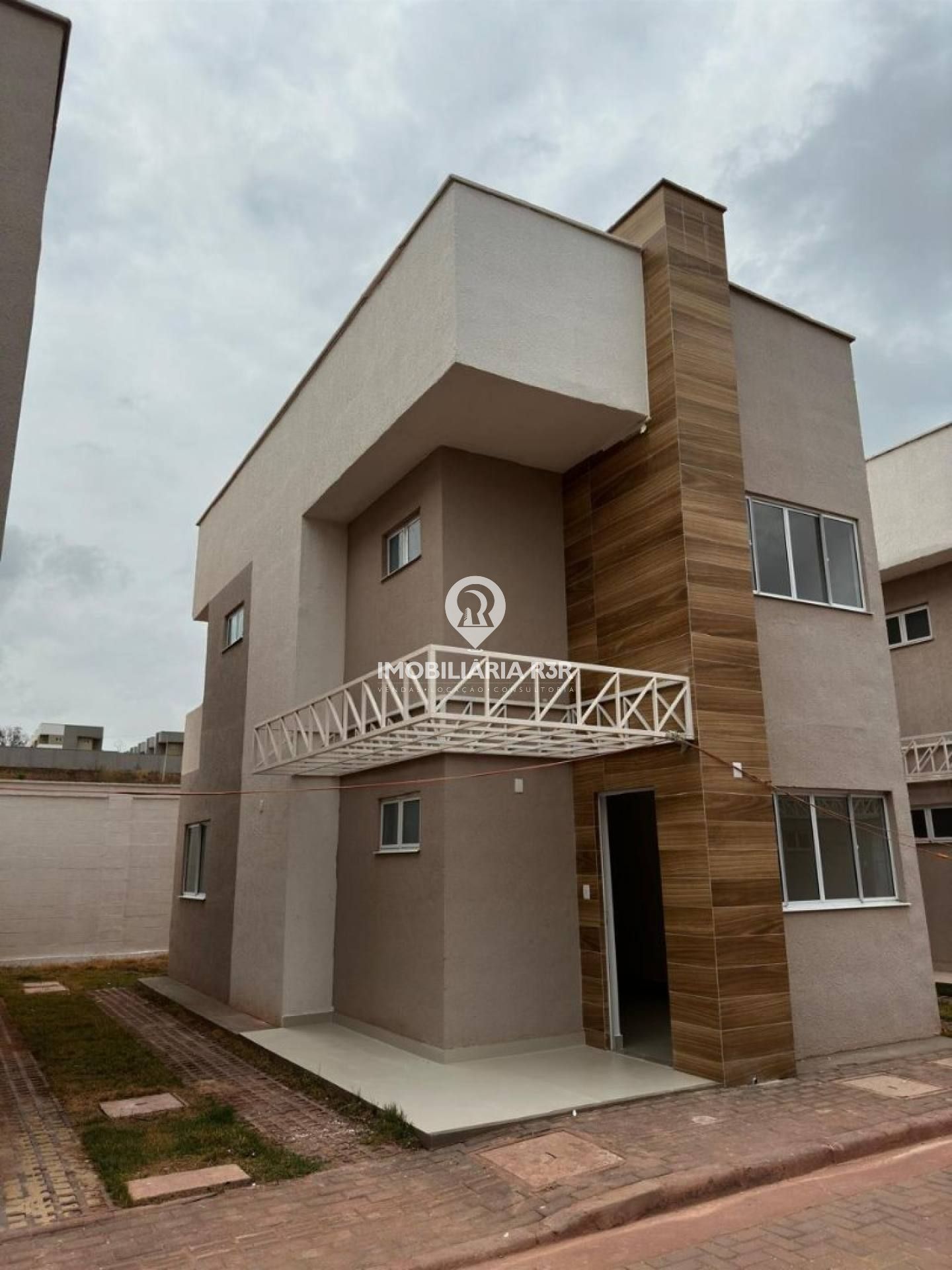 CASA DUPEX - BAIRRO MORROS, ZONA LESTE