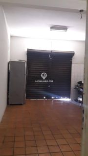 CASA/PONTO COMERCIAL - BAIRRO LOURIVAL PARENTE, ZONA SUL