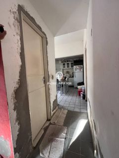 CASA - BAIRRO SANTA CRUZ, ZONA SUL
