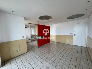 APARTAMENTO - BAIRRO JÓQUEI, ZONA LESTE