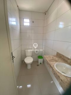 PRÉDIO COMERCIAL DÚPLEX COM GALPÃO,ZONA SUDESTE
