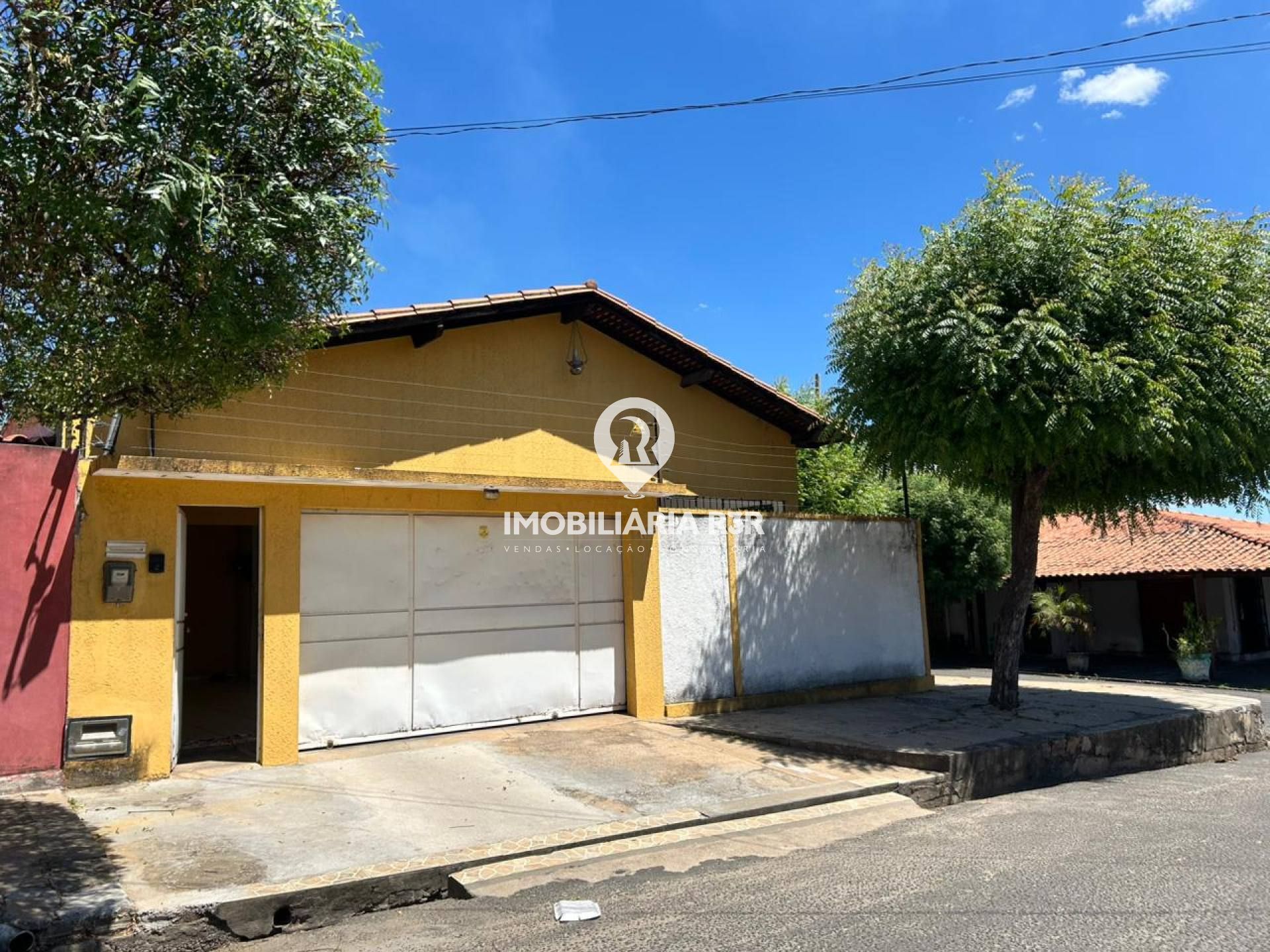 CASA - BAIRRO LOURIVAL PARENTE, ZONA SUL