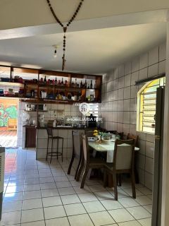 CASA - BAIRRO LOURIVAL PARENTE, ZONA SUL