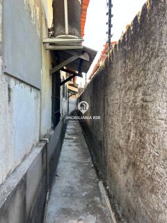 CASA - BAIRRO LOURIVAL PARENTE, ZONA SUL